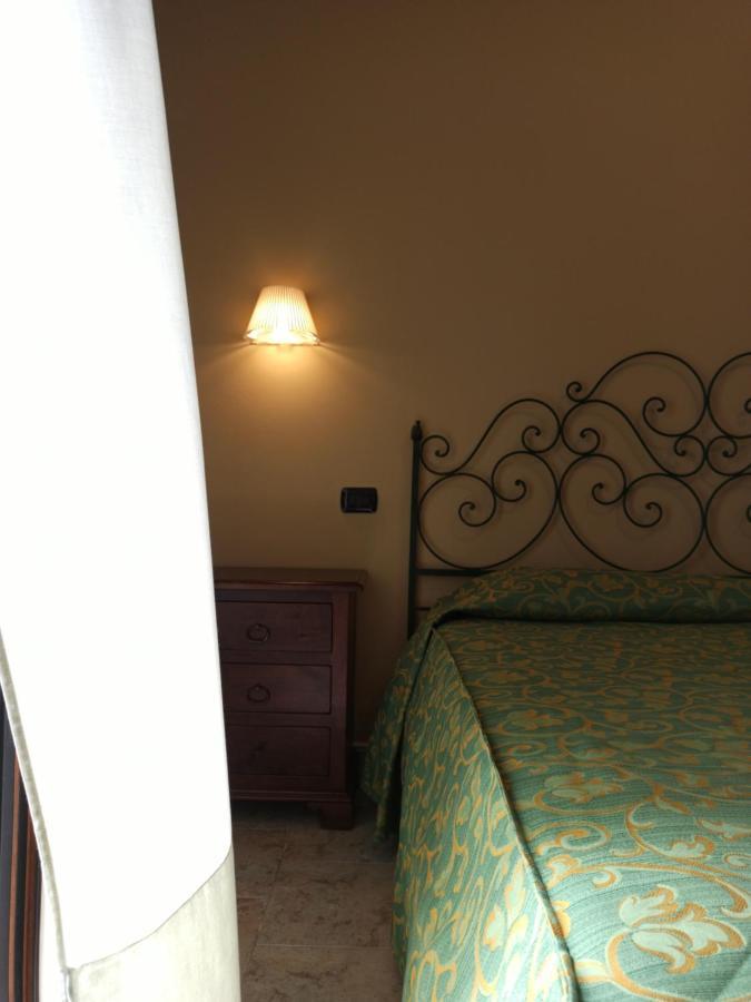 Hotel Primavera Dell'Etna Zafferana Etnea Kültér fotó