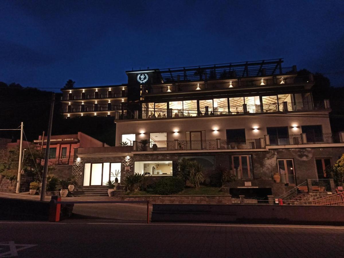 Hotel Primavera Dell'Etna Zafferana Etnea Kültér fotó
