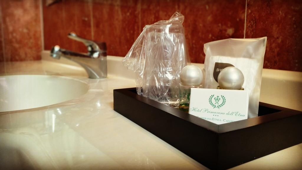 Hotel Primavera Dell'Etna Zafferana Etnea Kültér fotó