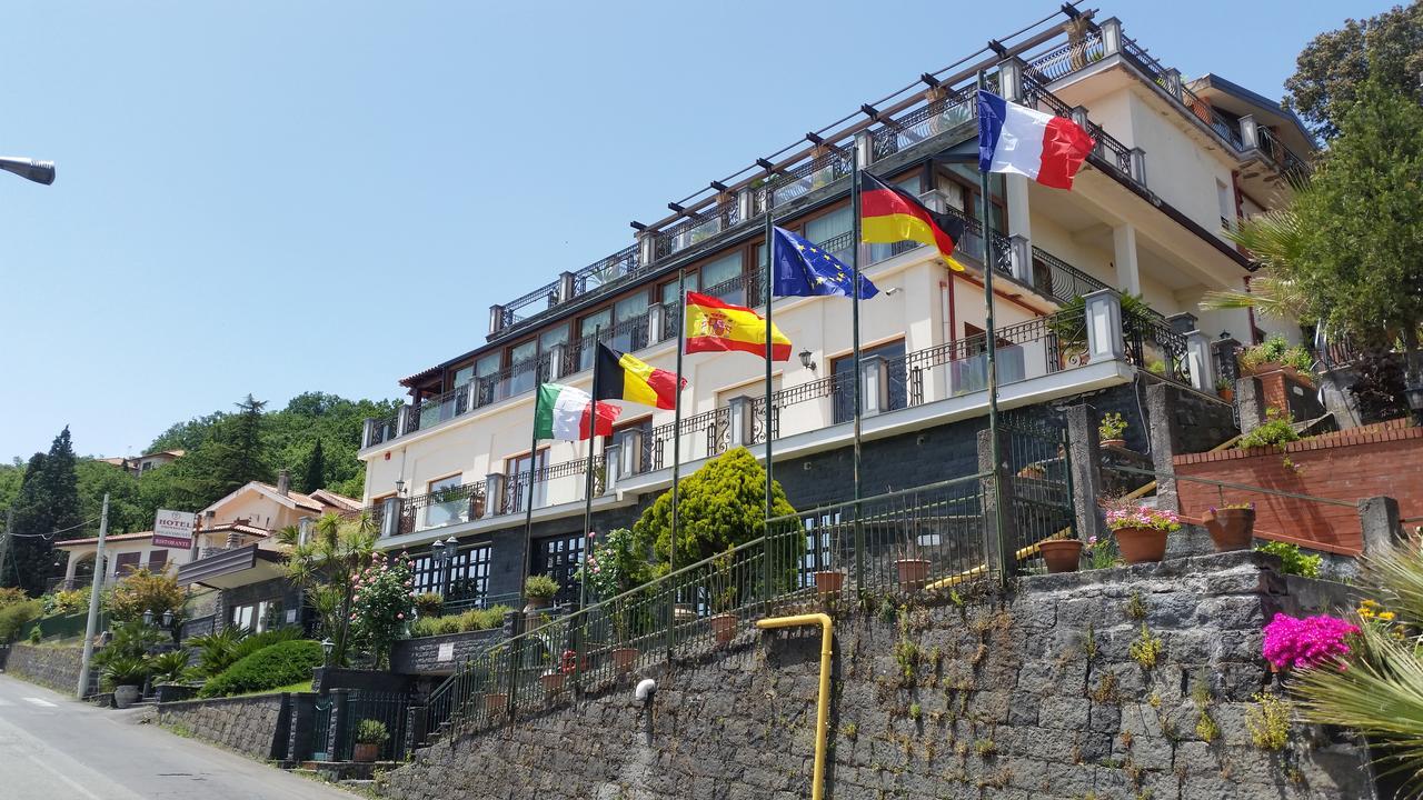 Hotel Primavera Dell'Etna Zafferana Etnea Kültér fotó
